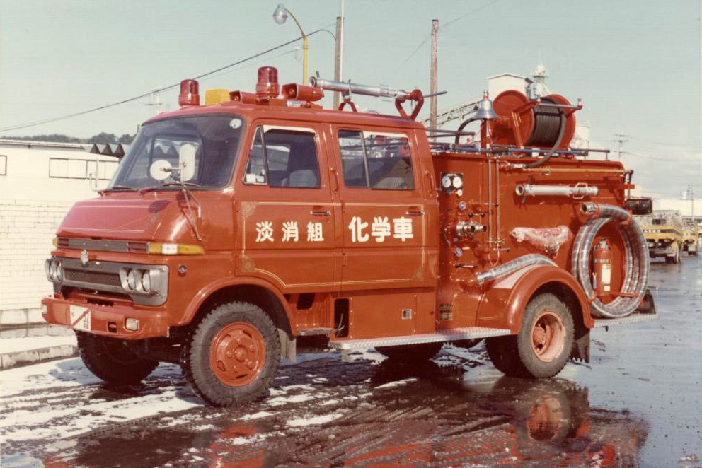 洲本市から引き継いだ初代救助工作車